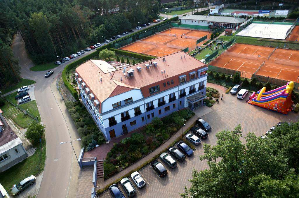 Hotel Sport Zruc Luaran gambar